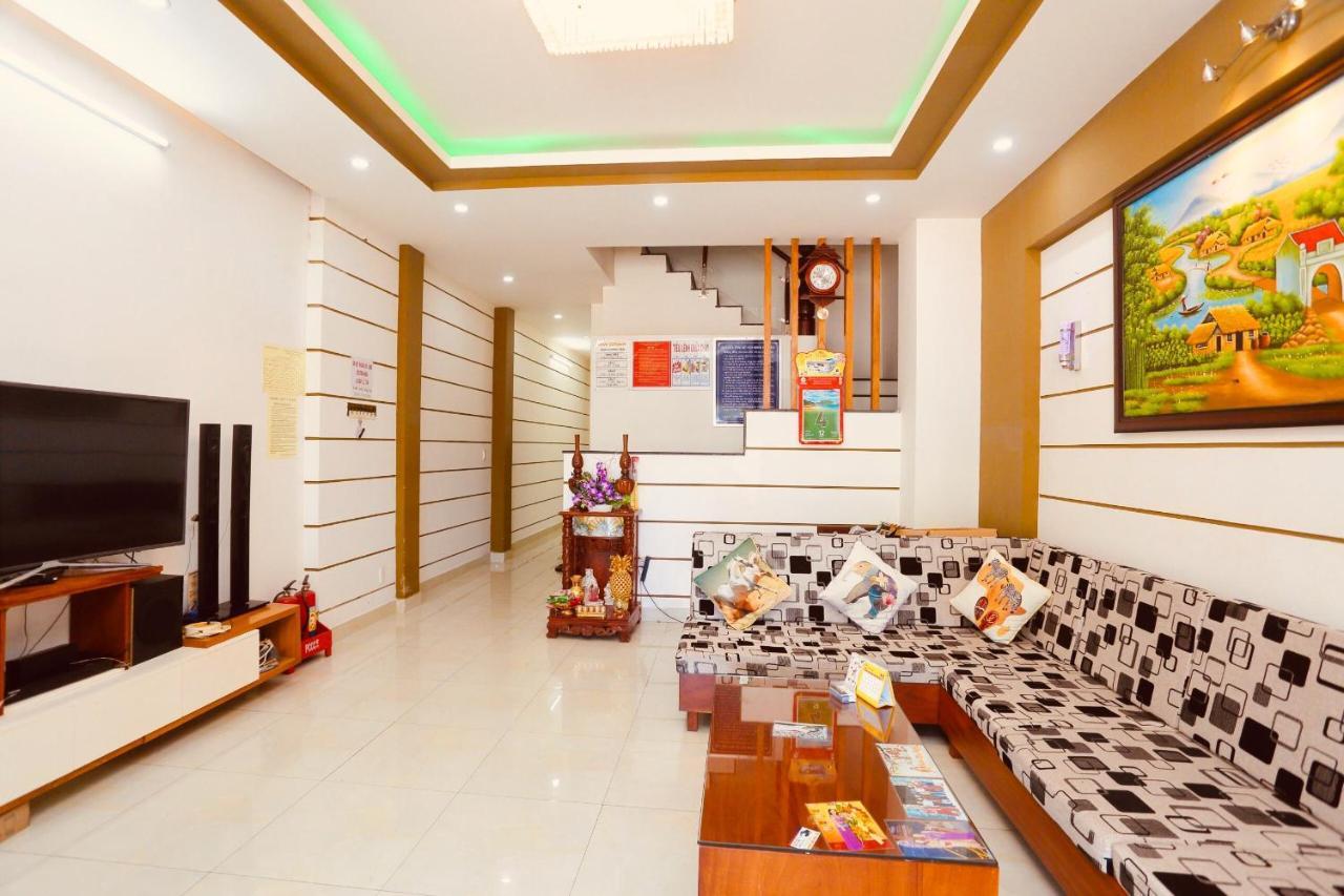 Chi Khu Co Ong Hotel Duc Thanh מראה חיצוני תמונה